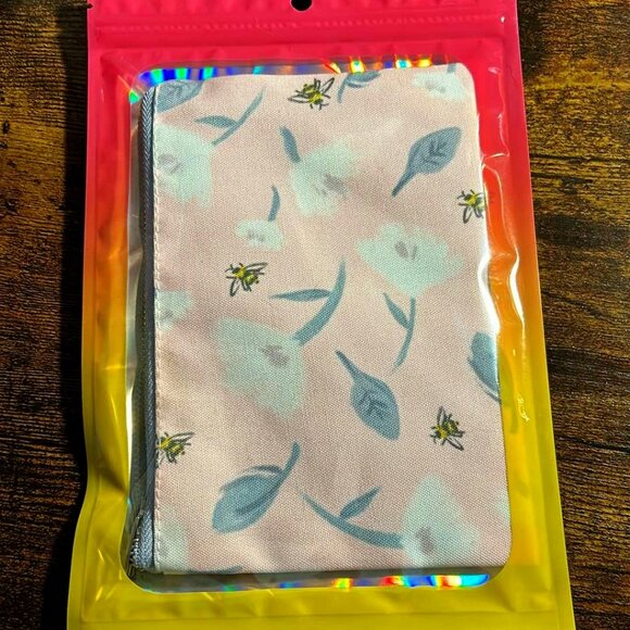 Simply Gilded Floral Bee small pouch - Like new - Picture 1 of 4